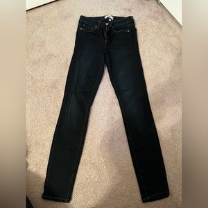 Paige Skinny Blue Jeans- like new!